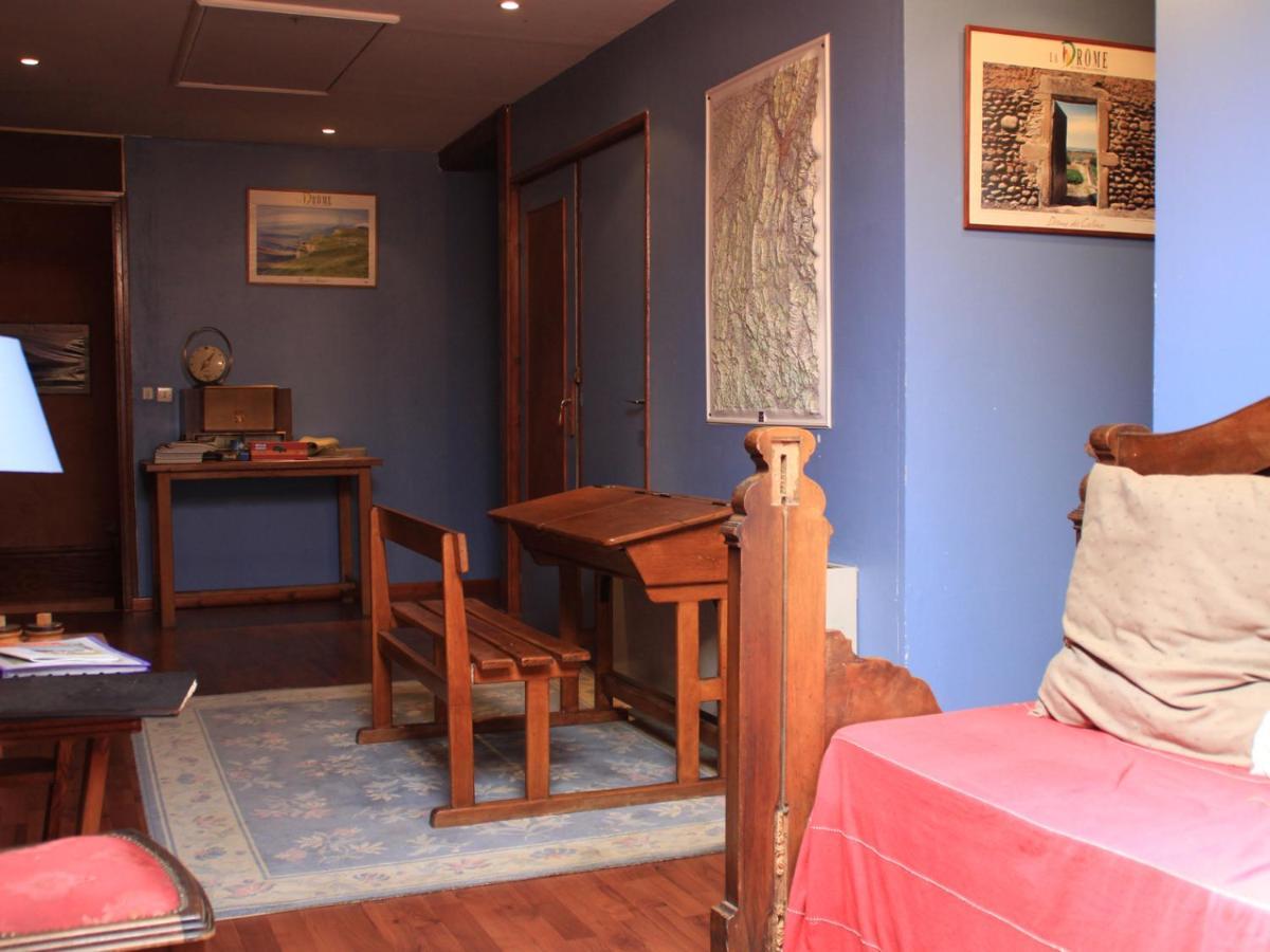 Bed and Breakfast Les Pascals Saint-Paul-les-Romans Екстер'єр фото